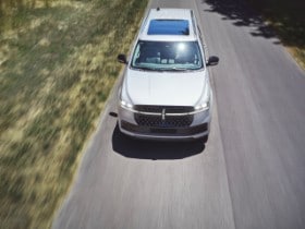 2025 Lincoln Navigator L Black Label Crystal White